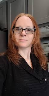 You're home for the holidays and can finally let your hair down, but it's  Christmas and you're cooking dinner today. 😢😁