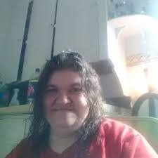 Elissa Mathews's Instagram, Twitter & Facebook