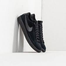 Gefragt von mihajlo am 05.12.2020 zur artikelvariation nike sb zoom blazer mid schuh (white white white). Herren Sneaker Und Schuhe Nike Blazer Low Le Black Black