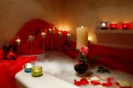 Let yourself teased by candles! 32 Best Bath With Candles Ideas Candles Romantic Bath Romantic Bathrooms