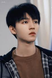 Vương Tuấn Khải