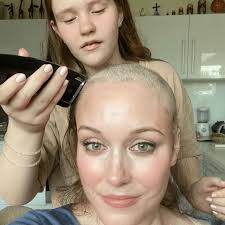 I kept my breast cancer a secret from my 75,000 social media followers