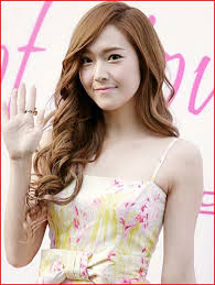 Asian men are known for their thick hair, a feature that not every nationality is blessed with. Asian Long Curly Hairstyles Easy Hairstyles