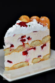 Acest tort diplomat este un desert festiv care merita ingrediente de calitate. Tort Diplomat Cu Capsuni Caietul Cu Retete