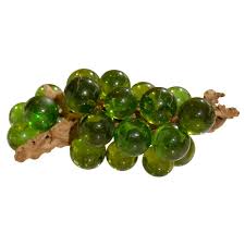 Vintage Italian Glass Grapes 1stdibs Com Vintage Italian Vintage Decorative Objects