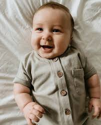 It S The Little Things That Make You Smile Sometimes You Just Have To Find Them Here S A Big Smile From Elizabethbeachy To Start You On Your Day Shop Lucyl