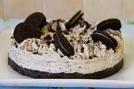 La ricetta della cheesecake fredda è una delle più facili in assoluto per realizzare in poco tempo il più amato dessert a base di biscotti e formaggio. Recette Cheesecake Oreo Recette Facile Et Rapide Du Gateau Oreo Bonne Recette Oreo Cheesecake No Bake Oreo Cheesecake Cheesecake Recipes