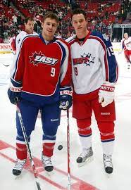 Former Undmhockey Parise Toews At 2009 All Star Game Hot Hockey Players Blackhawks Hockey Jonathan Toews