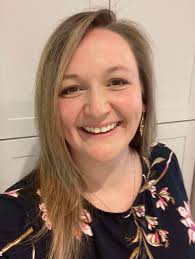 Hi everyone does anyone drink or take anything for a bloated stomach??  Trying to lose belly fat Thanks!!