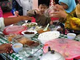It marks the end of ramadan, which is a month of fasting and prayer. Eid Al Fitr 2021 Saudi Arabia