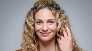 Auf kino.de findest du weitere infos und hintergründe zu sturm der liebe. Lea Wegmann Als Franzi Sturm Der Liebe Ard Das Erste