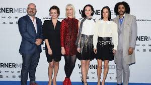 Snowpiercer hosts wilford for a fancy evening out as they await contact with melanie. Snowpiercer Cast And Showrunner Board Train To Comic Con Deadline