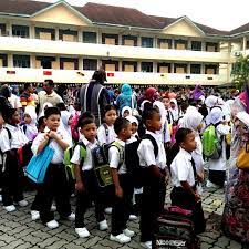 Maybe you would like to learn more about one of these? Sekolah Kebangsaan Bandar Rinching Bandar Rinching