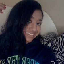 Brianna Holcomb's Instagram, Twitter & Facebook