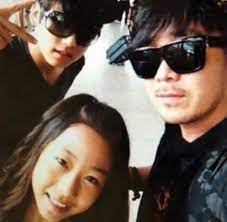 Las redes sociales han comenzado a agitarse luego de que algunas fotografías demostran que jungkook de bts y chaerin de … Meet Chaerin Jungkook S Childhood Friend Who Is About To Debut
