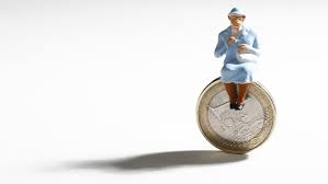 Check spelling or type a new query. Le Decryptage Eco Petites Retraites Le Montant Des Pensions Sera Cale Sur La Hausse Des Prix