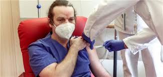 21.03.2021, 10:37 uhr | dpa Arzte Und Pfleger Bei Corona Impfungen Gespalten