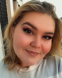 Rhiannon Thomas's Instagram, Twitter & Facebook