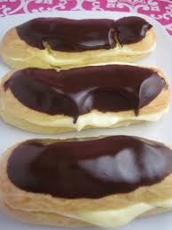 Eclairs Au Chocolat Sans Gluten Tout Simplement Sans Gluten Gluten Free Chocolate Gluten Free Pastry Chocolate Eclair Recipe