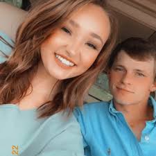 Baylee Crozier (@lil_crozier)