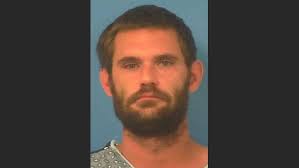 Suspect in Pahrump grocery store robbery found with leftover beer, pellet  gun wound