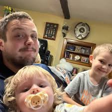 Can't land in anomaly or stations?