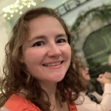 Today we'd like to highlight Lisa Byrne. Lisa has been the director of our  popular Teen Musical program in our Summer Studio for 4 years! She has also  been a member of