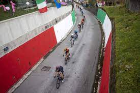 > le giro 2021 en direct à la tv et en streaming. Le Grand Depart Du Tour D Italie 2021 Aura Lieu A Turin L Equipe