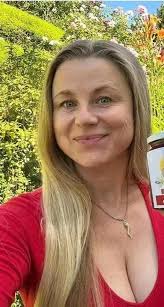 lindsay everett bay city mi