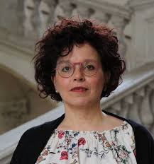 Il ricordo di un amore viaggia nella testa e non c'è una ragione quando cerchiamo quel che resta è come un vento di passione o una rosa rossa il ricordo di un amore ci cambia e. Vento Di Passioni La Sicilia Carnale Di Barbarino Lucialibri