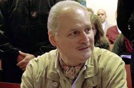 Empieza en París el juicio de apelación de Carlos, sin abogado defensor