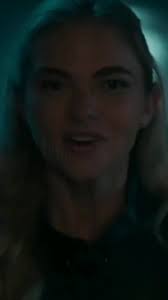 ⚠️Cena Dublado⚠️ Hope mata a lizzie, o momento mais esperados para os fãs  das irmãs saltzman,pois os rumores seriam que a Josie se tornaria herege.  mais veio a lizzie vampira ❤️ gente desculpa a ...