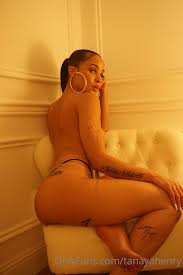 Tanaya Henry Leaked Photo 80861 - Fapello.su