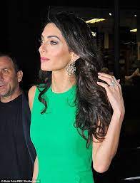 What a blessing not to worry about it, i was shocked to hear that some men do love the « au naturel » look lol. Men Find Women With Longer Hair Sexier Because It Suggests They Are In Good Health Experts Say Daily Mail Online