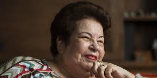 Cantora Vanusa recebe alta após 32 dias internada em hospital