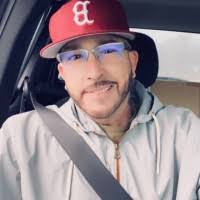 Shane Fender's Instagram, Twitter & Facebook