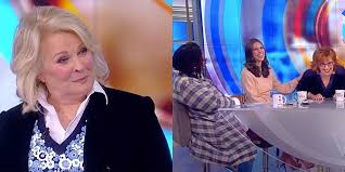 The View Hosts Awkwardly Confronted Candice Bergen About Murphy Brown Joke Candice Bergen The View Hosts Murphy Brown