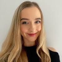 Ella Ferris's Instagram, Twitter & Facebook