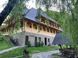 We did not find results for: Top 6 Cele Mai Frumoase Cabane La Munte In Romania Antena 1