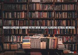 Kambing ternak dapat dibudiayakan diseluruh wilayah indonesia, baik di dataran rendah, menengah hingga dataran tinggi. Arti Masuk Kandang Kambing Mengembik Masuk Kandang Kerbau Menguak Di Kamus Besar Bahasa Indonesia Kbbi Lektur Id