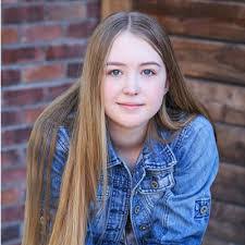 Hannah Schwarz's Instagram, Twitter & Facebook