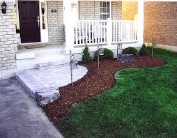 Off Duty Landscaping And Interlock Ltd Customer Testimonials Front Garden Design Front House Landscaping Garden Front Of House