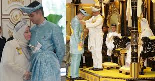 Tunku mariam zaharah tunku norani fatimah tunku maimunah ismailiah tunku abdul majid ekselansları tengku hassanal , pahang naibi. Tunku Azizah Dimasyhur Tengku Ampuan Pahang Ke 5 Tengku Hassanal Ibrahim Tengku Mahkota Pahang Nona