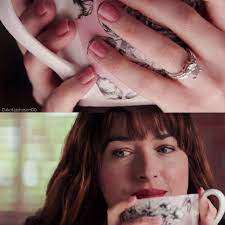 Pin By Toshiro On 50 Shades Of Grey Fifty Shades Anastasia Steele Outfits 50 Shades Freed
