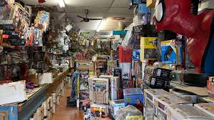 Inside Miami S A M Comics The 2nd Oldest Comic Book Store In The Country In 2020 Comic Book Shop Comic Book Store Old Comic Books