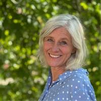 9 "Esther Ebert" profiles