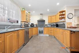 ONE Agency Lindy Harris added a...