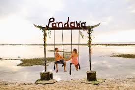 First one is at 10:15. Lombok Fantasy Tour On Twitter Floating Above Crystal Clear Water To The Backdrop Of An Amazing Sunset The Gili Trawangan Swing Is A Great Way To Spend A Sunset Beachlife Sunsettrip Pesonaindonesia