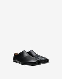 New season maison margiela boots work perfectly for work or play, with key looks ranging from block heels, metallic detailing, even woven textiles and alpaca. Maison Margiela Slip On Tabi Shoes Men Maison Margiela Store