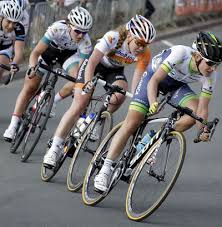 Both riders are aiming for a stage win. 1 Ladies Tour Of Norway Mit Spektakularem Finale In Fredriksten Radsport News Com